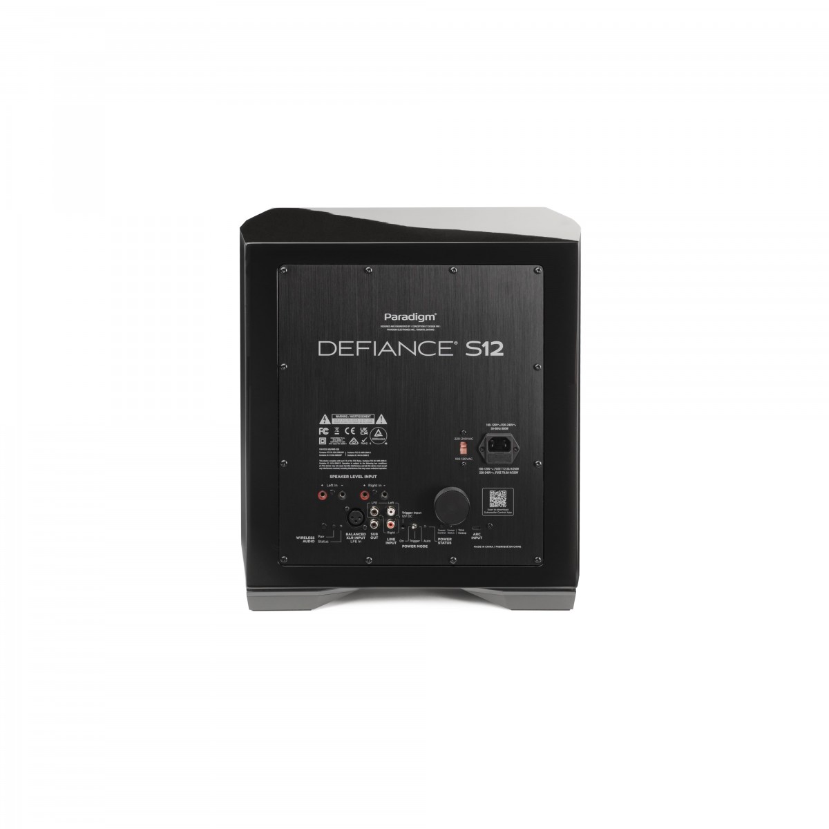 Paradigm Defiance S12 Gloss Black – zamknięta konstrukcja Paradigm Defiance S12 Gloss Black – widok obudowy